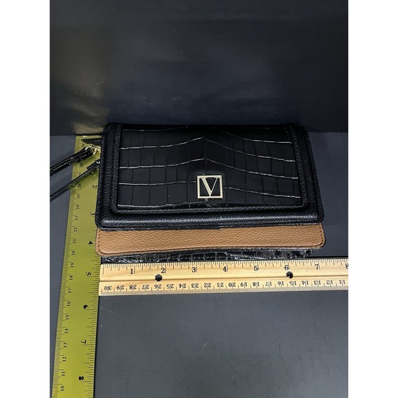 Victoria's Secret Black Croc Wallet Clutch Wristlet Gold Chain Tan Interior - Picture 9 of 10